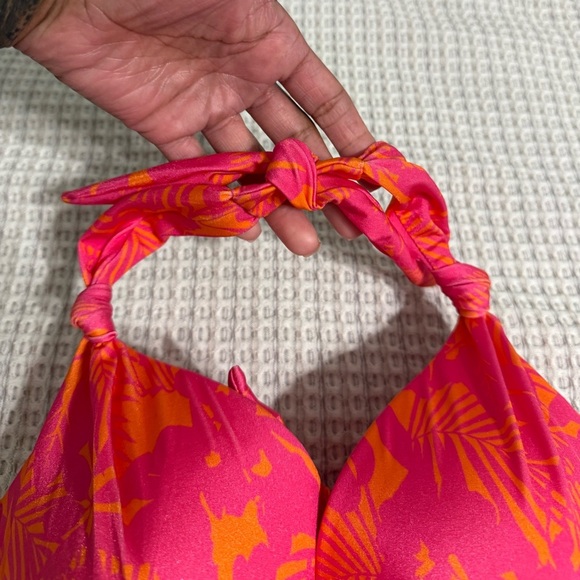 NWT Victoria’s Secret Knotted Sexy Tee Push-Up Bikini Top 34DDD/F - Picture 5 of 10